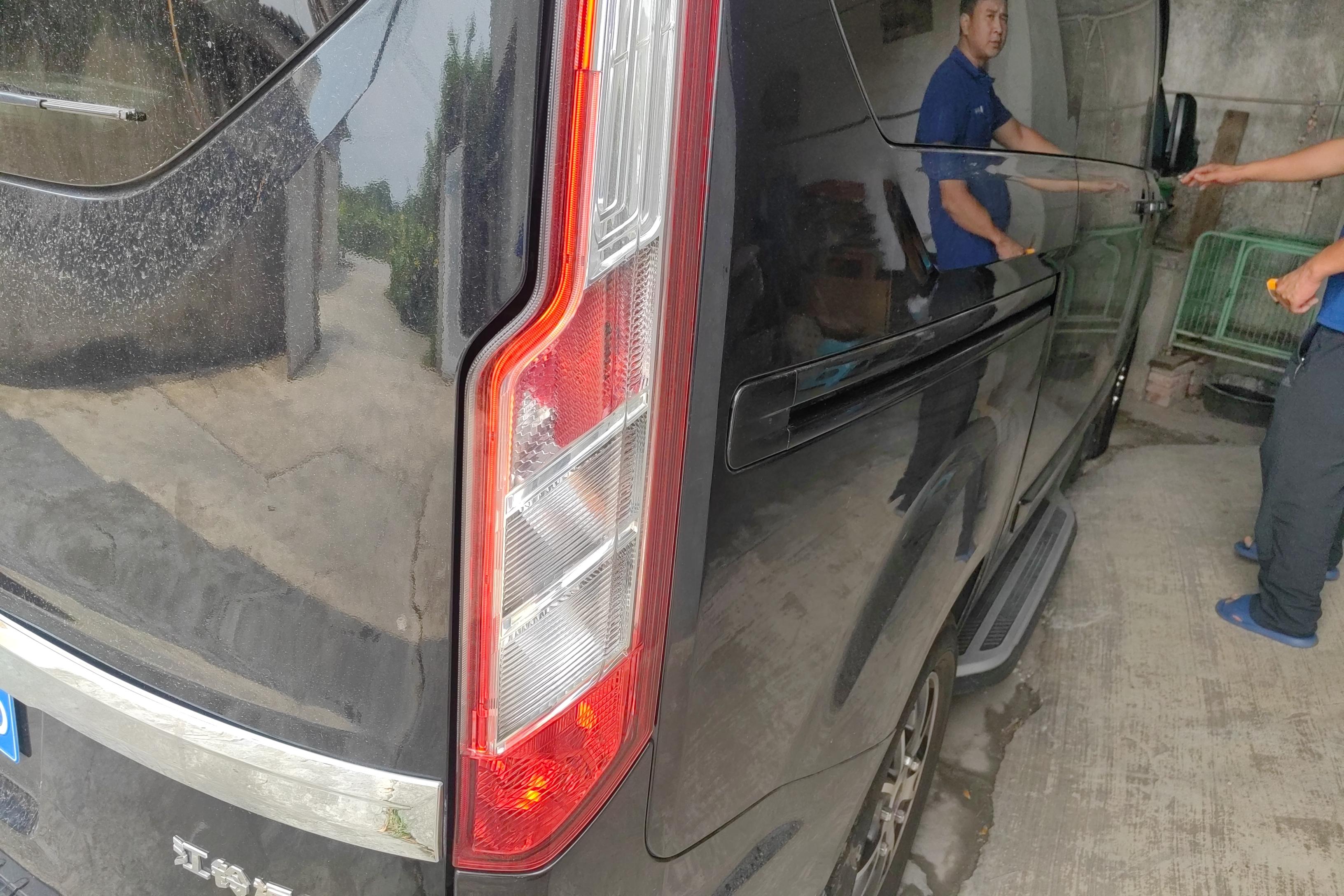 Ford Tourneo 2017 #10 Ford Tourneo 2017 car image #10