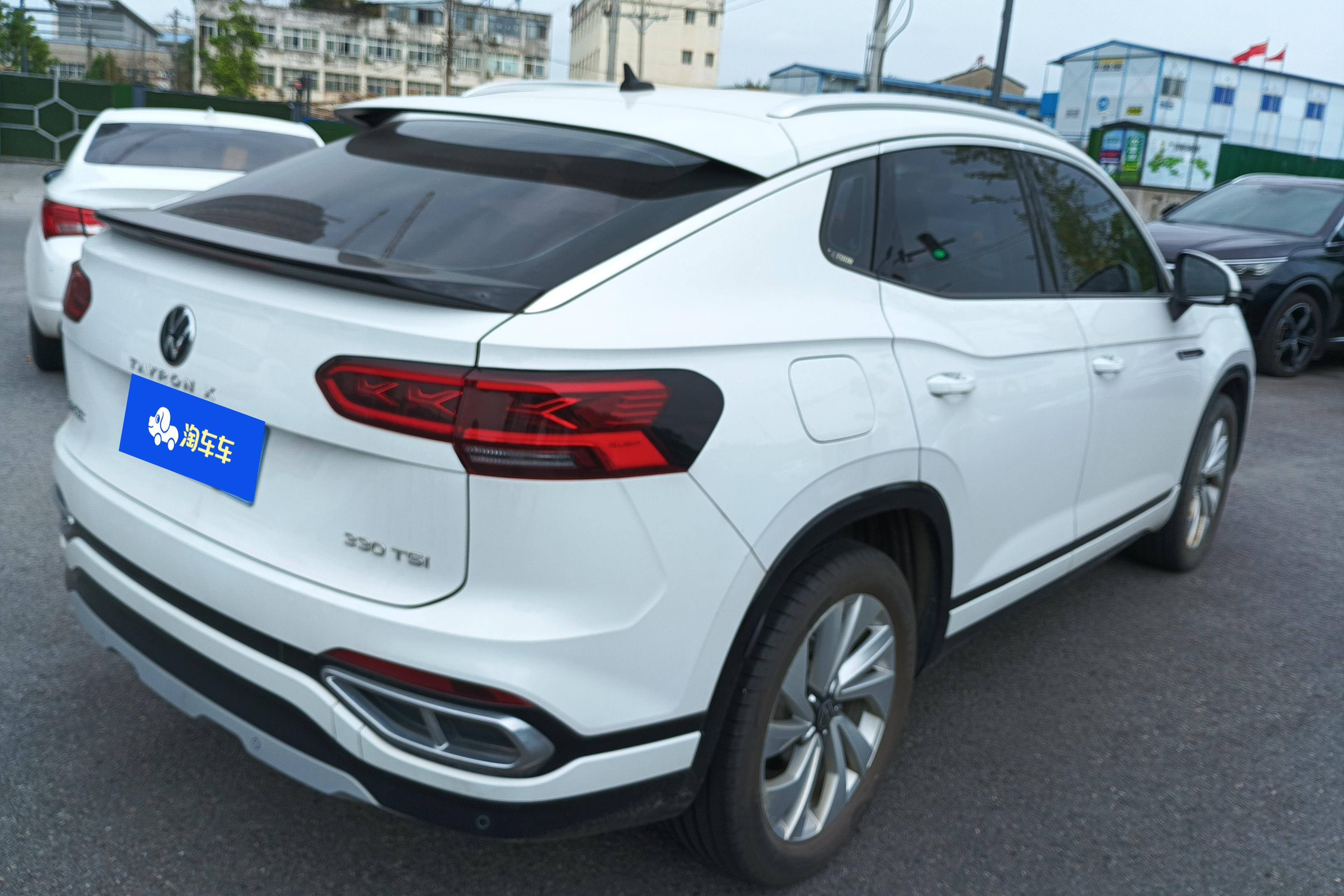 Volkswagen Tayron X 2022 #10 Volkswagen Tayron X 2022 car image #10