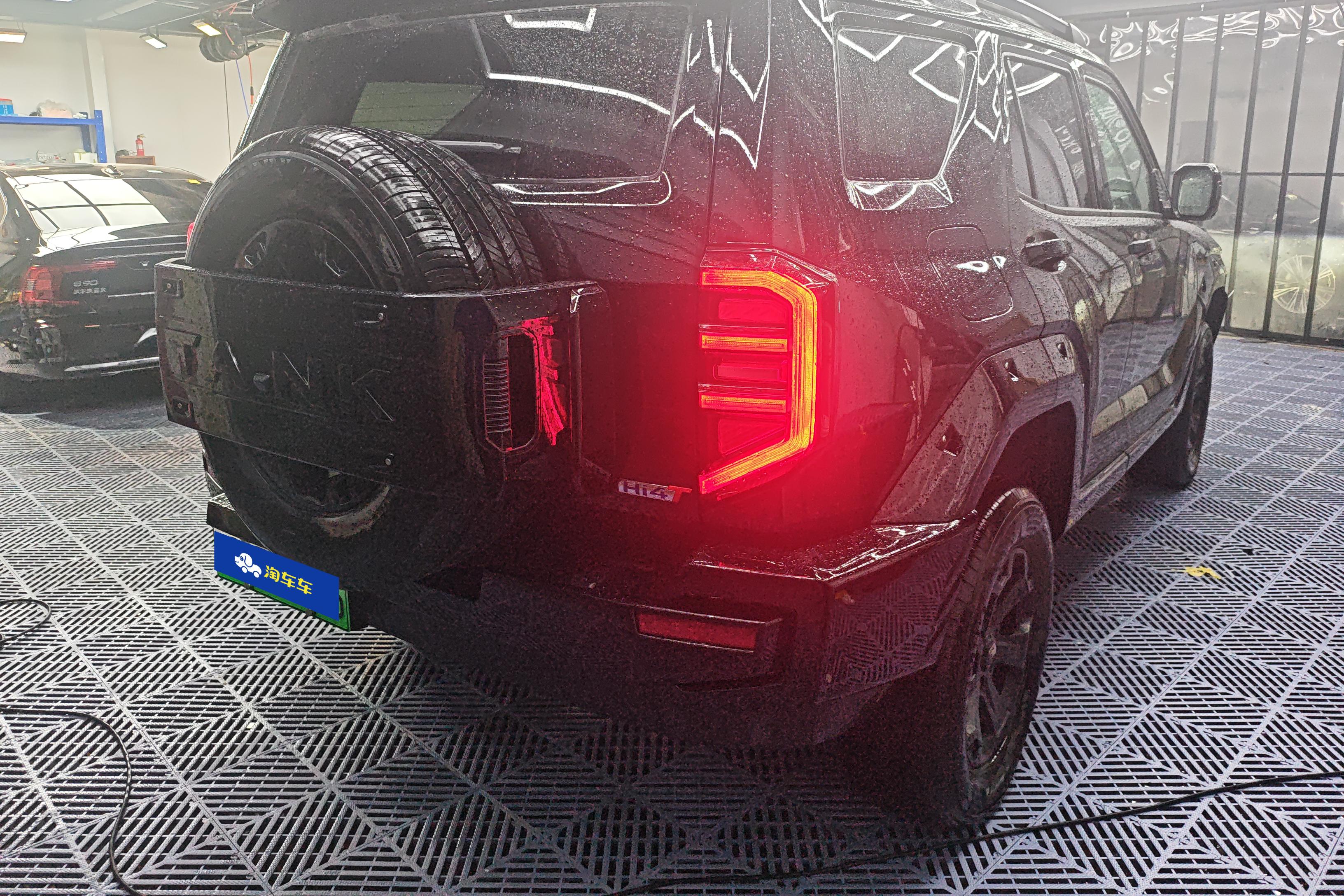 Tank 400 2024 car image #10