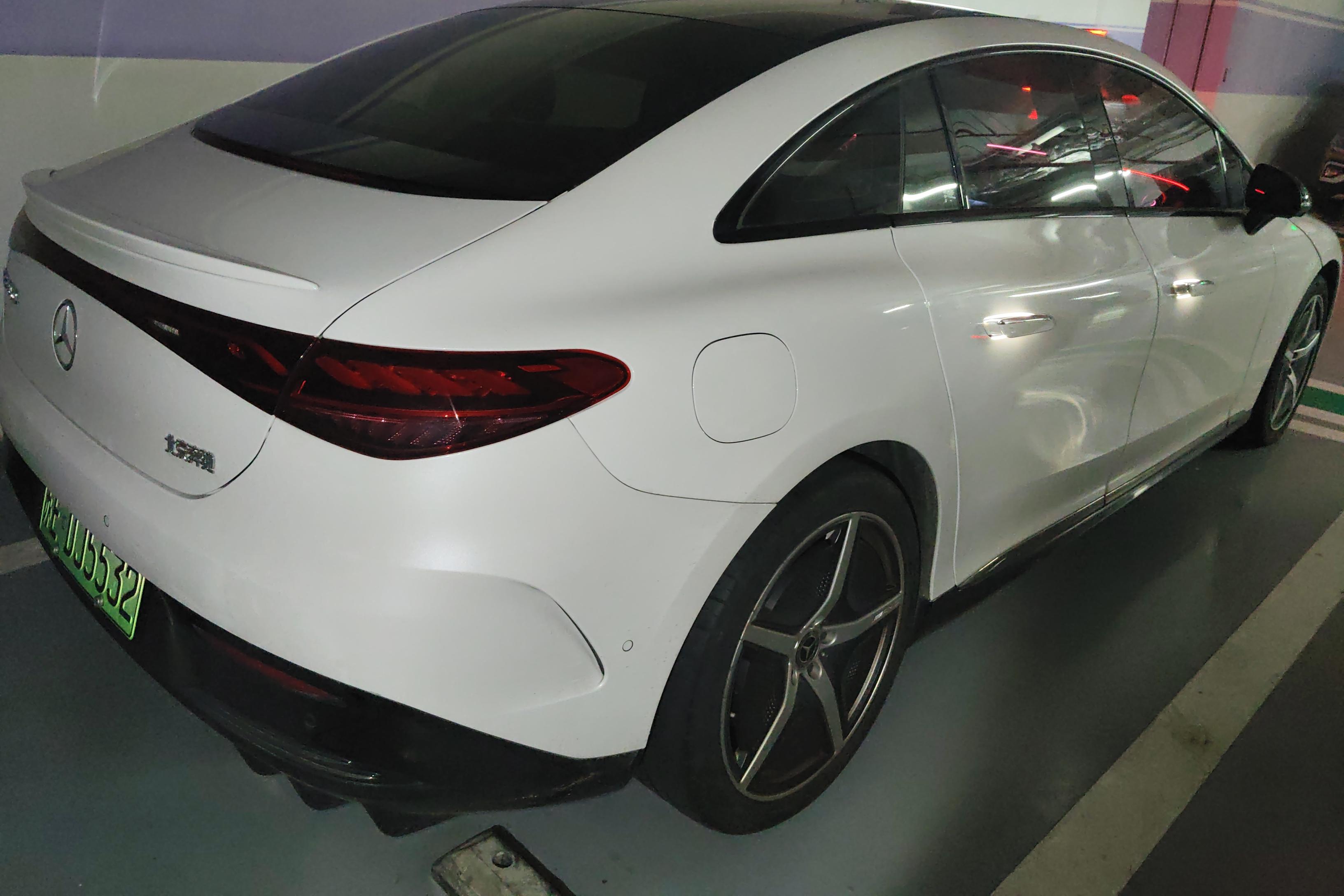 Mercedes-Benz EQE SUV AMG 2022 car image #10