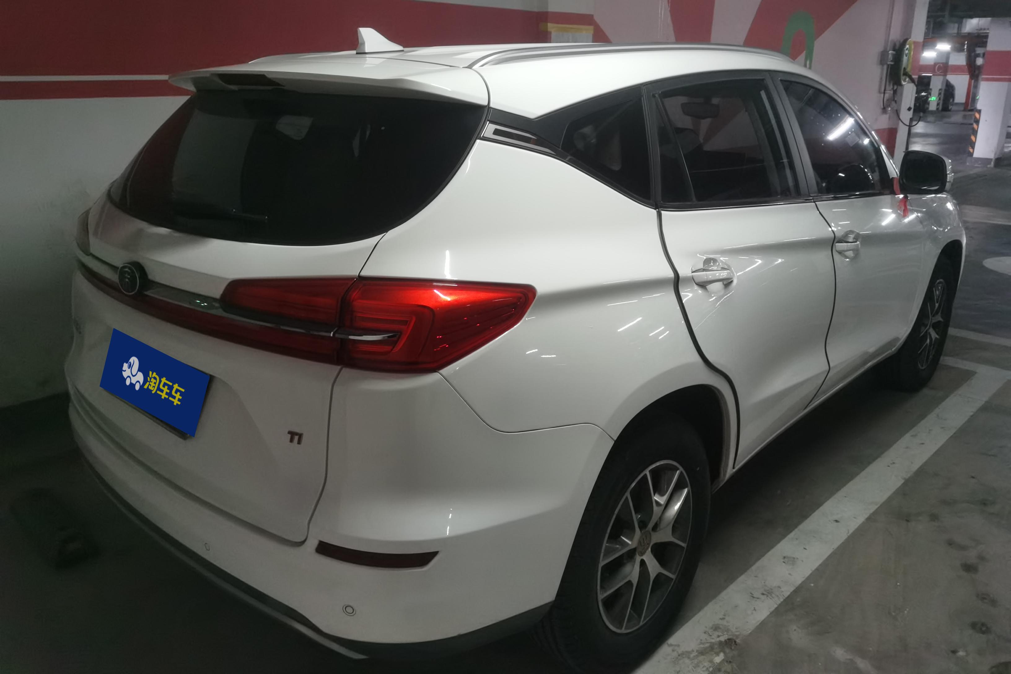 BYD Song 2018 car image #10
