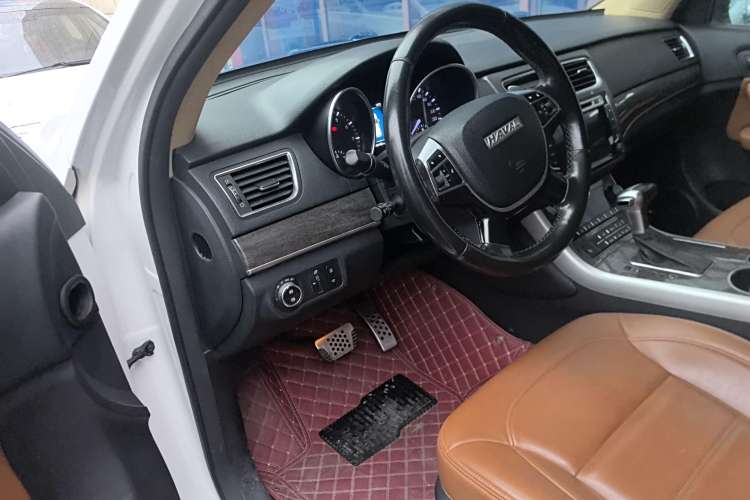 Haval H8 2016 #10 Haval H8 2016 car image #10