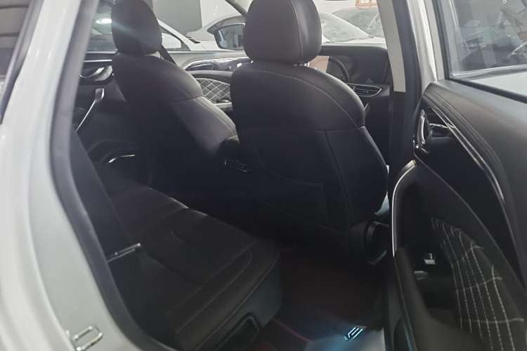 Jetour X95 2023 صورة سيارة #10