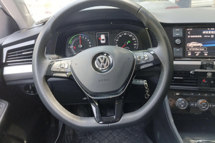 Volkswagen Bora Pure Electric 2021 imagem de carro #10