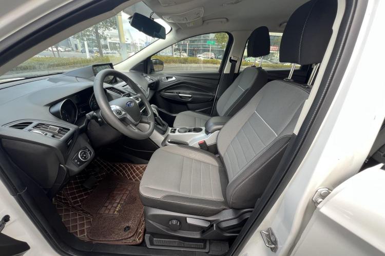 Ford Kuga 2016 #10 Ford Kuga 2016 car image #10