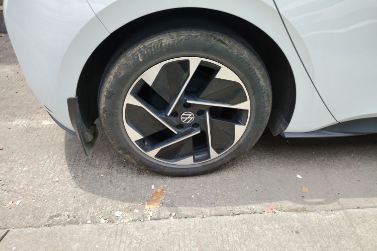 Volkswagen ID.3 2023 #10 Volkswagen ID.3 2023 car image #10