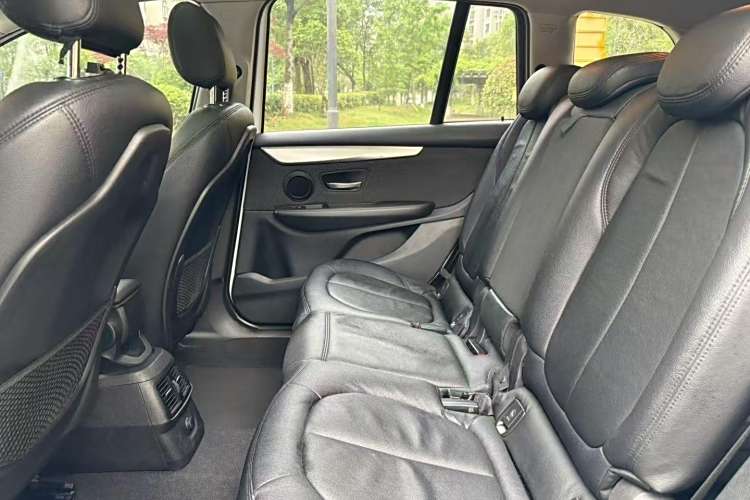 BMW 2 Series Gran Tourer 2016 صورة سيارة #10