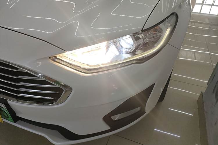 Ford Mondeo New Energy 2019 car image #10