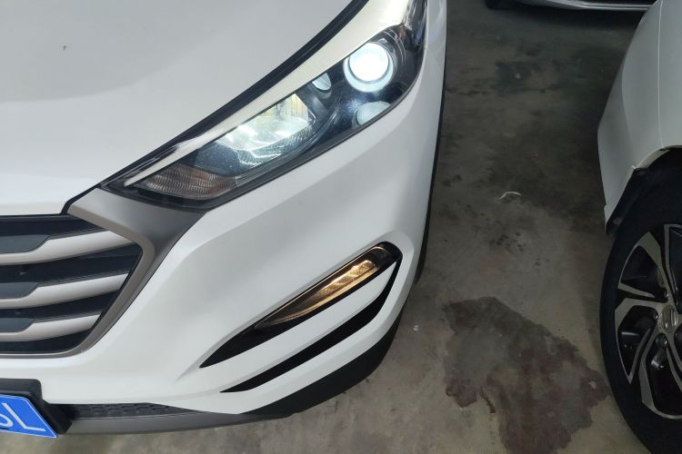 Hyundai Tucson (Imported) 2016 #10 Hyundai Tucson (Imported) 2016 car image #10