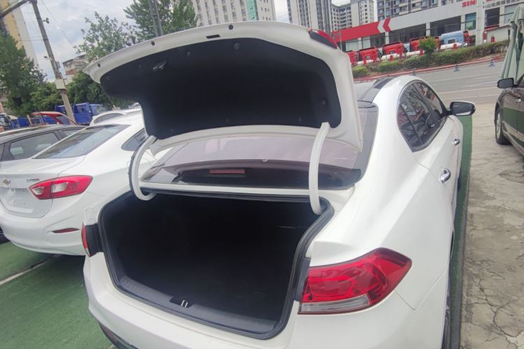 起亚 起亚K4 2016 汽车图片 #10