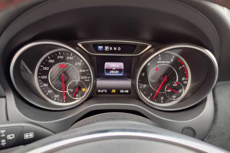 Mercedes-Benz GLA AMG 2017 #10 Mercedes-Benz GLA AMG 2017 car image #10