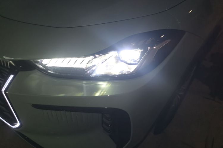 Jetour X70 C-DM 2025 #10 Jetour X70 C-DM 2025 car image #10