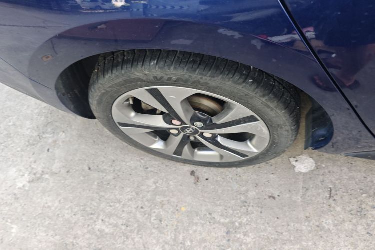 Hyundai Lafesta 2019 car image #10