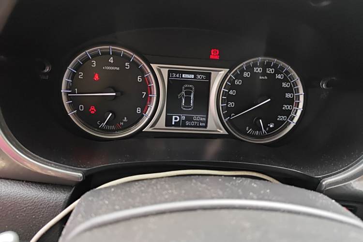 铃木 维特拉 2018 汽车图片 #10