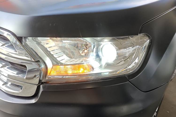 Ford Everest 2018 #10 Ford Everest 2018 car image #10