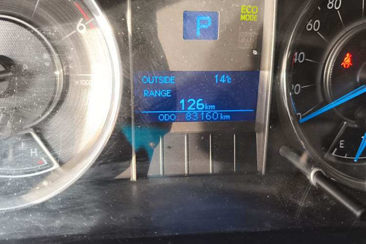 Toyota Fortuner 2017 immagine di auto #10