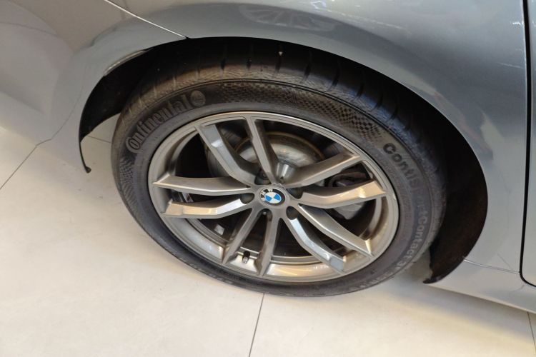 BMW 5 Series (Imported) 2018 #10 BMW 5 Series (Imported) 2018 car image #10