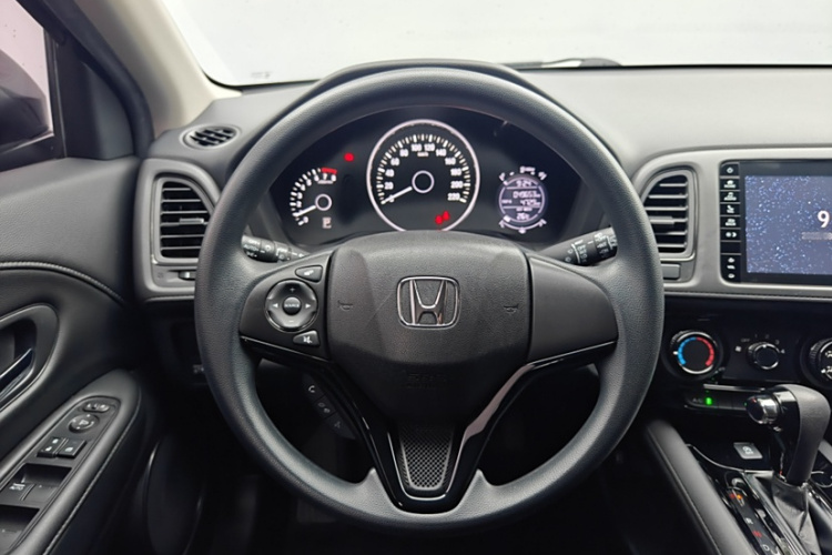 Honda VEZEL 2020 car image #10