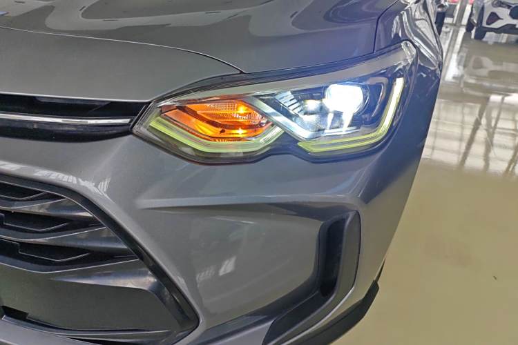 Chevrolet Orlando 2019 #10 Chevrolet Orlando 2019 car image #10