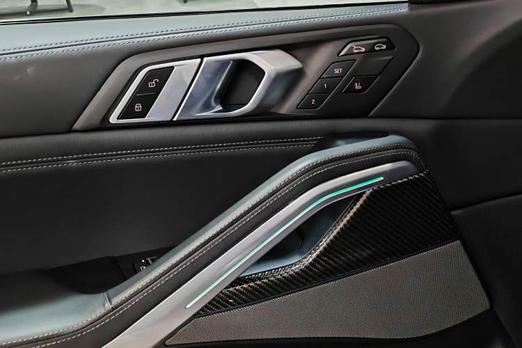 BMW X6 M 2021 immagine di auto #10