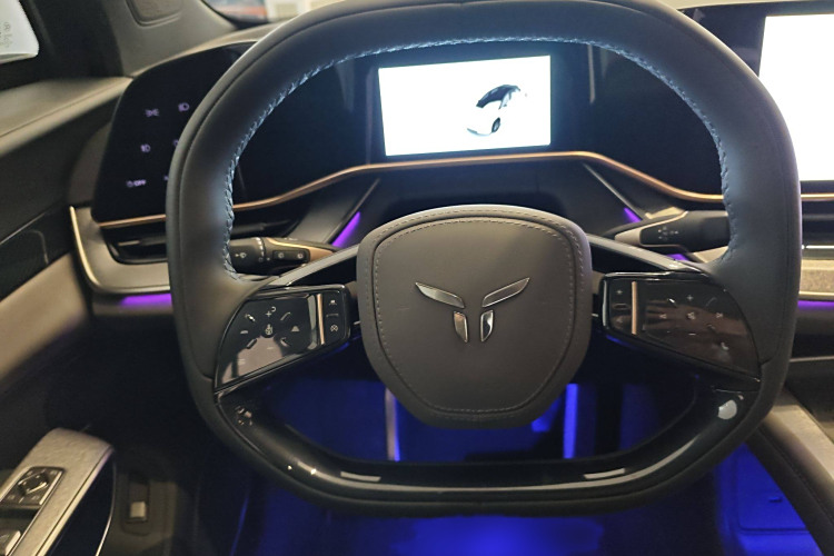 HongQi TianGong 08 #10 HongQi TianGong 08 car image #10