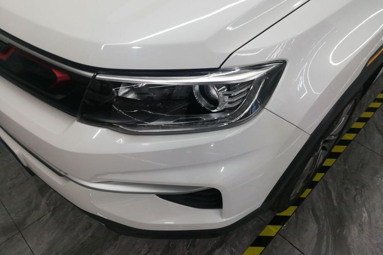 Changan CS35MAX 2019 car image #10