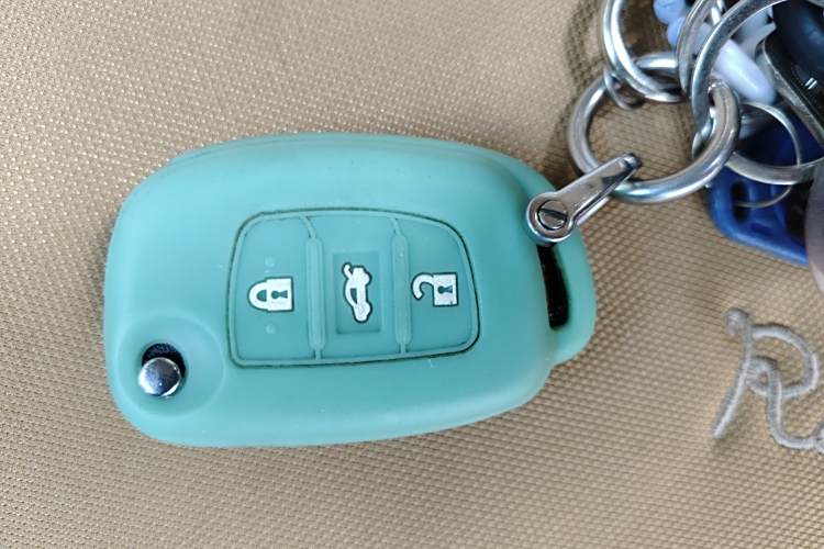 Hyundai Verna RV 2017 car image #10