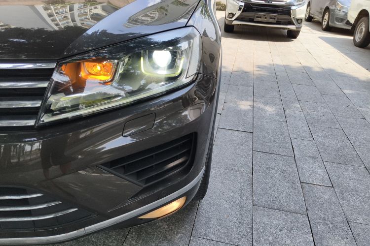 Volkswagen Touareg 2017 #10 Volkswagen Touareg 2017 car image #10