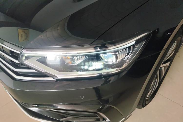 Volkswagen Magotan GTE 2022 car image #10