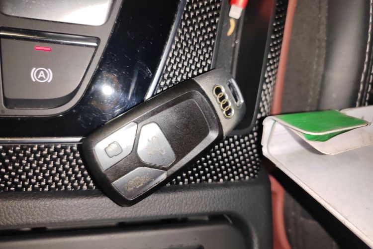 Audi Q5L Sportback 2021 car image #10