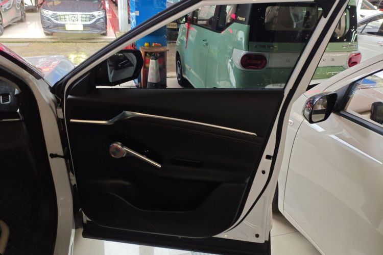 GAC Trumpchi Emkoo 2024 car image #10