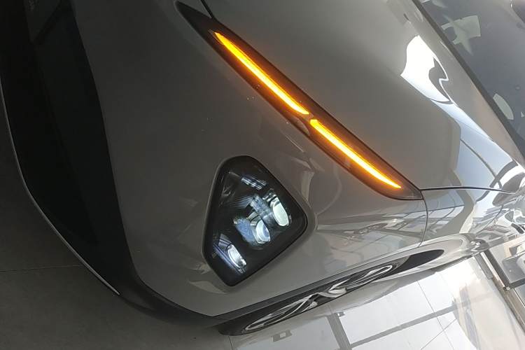 蔚来 蔚来EC7 2024 汽车图片 #10