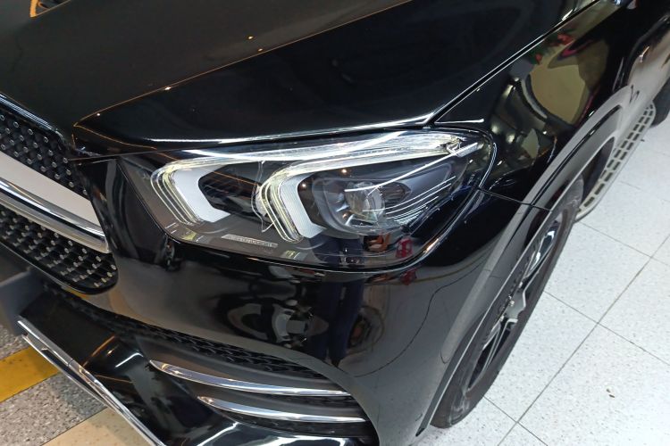 Mercedes-Benz GLE Class New Energy 2022 car image #10