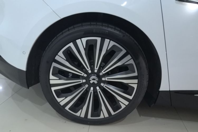 NIO ET9 2024 imagen de coche #10