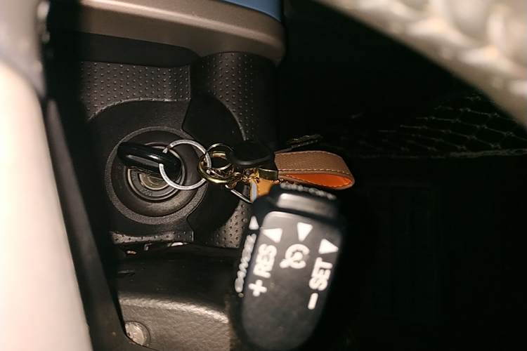 Toyota FJ Cruiser 2018 car image #10