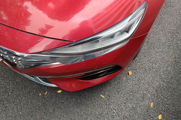 Hyundai Lafesta 2018 #10 Hyundai Lafesta 2018 car image #10