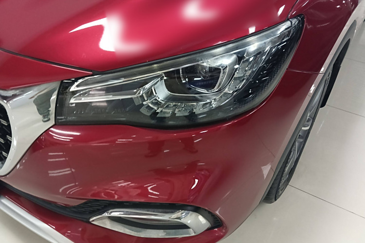 MG HS 2023 car image #10