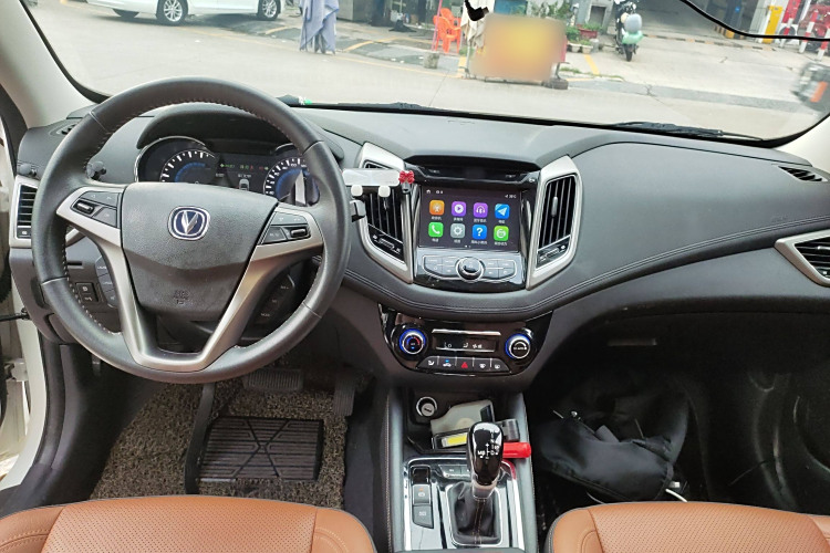 Changan Eado EV 2018 car image #10