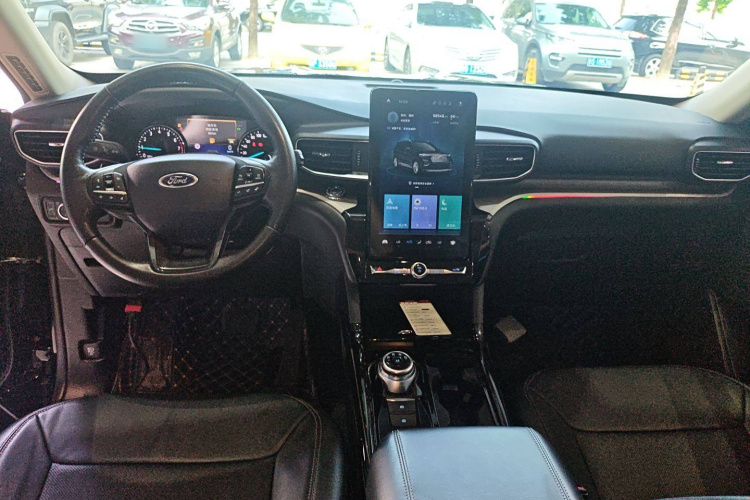 Ford Explorer 2021 #10 Ford Explorer 2021 immagine di auto #10