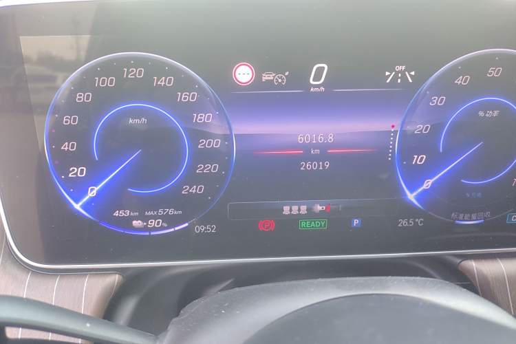 Mercedes-Benz EQE SUV 2024 #10 Mercedes-Benz EQE SUV 2024 car image #10