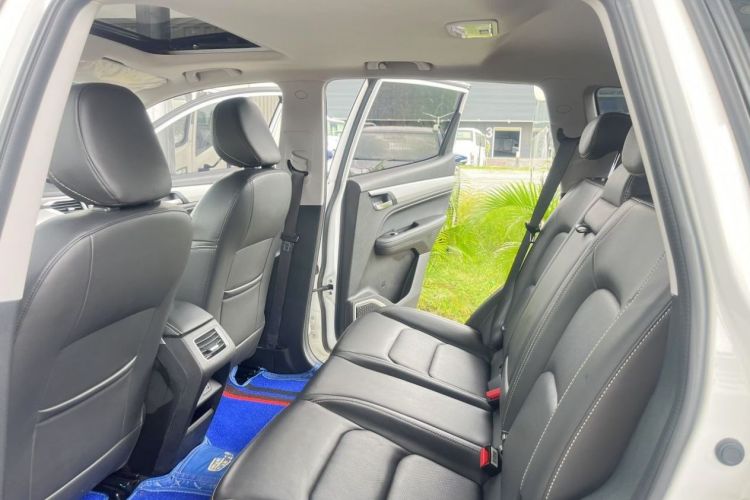 GEELY Vision X6 2021 car image #10