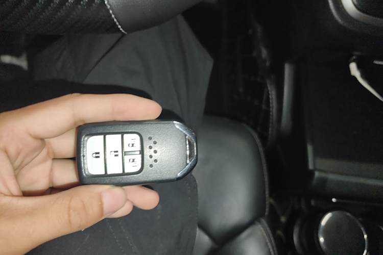 Honda Elysion 2016 imagen de coche #10