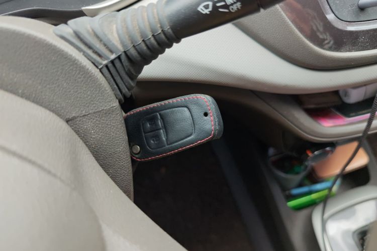 Chevrolet Lova 2016 immagine di auto #10