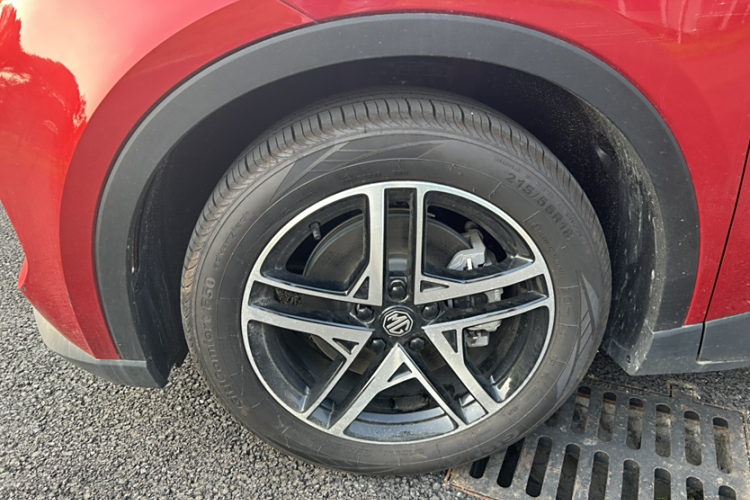 MG ES5 car image #10