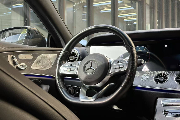 Mercedes-Benz CLS Class 2021 car image #10