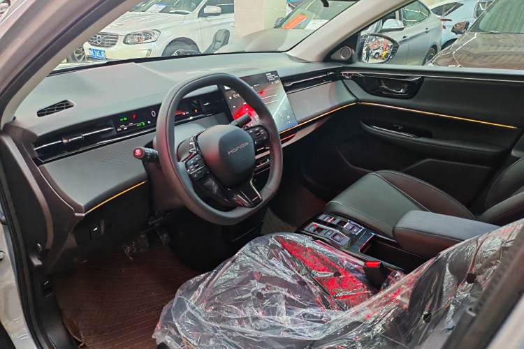 Honda e:NP2 2025 car image #10