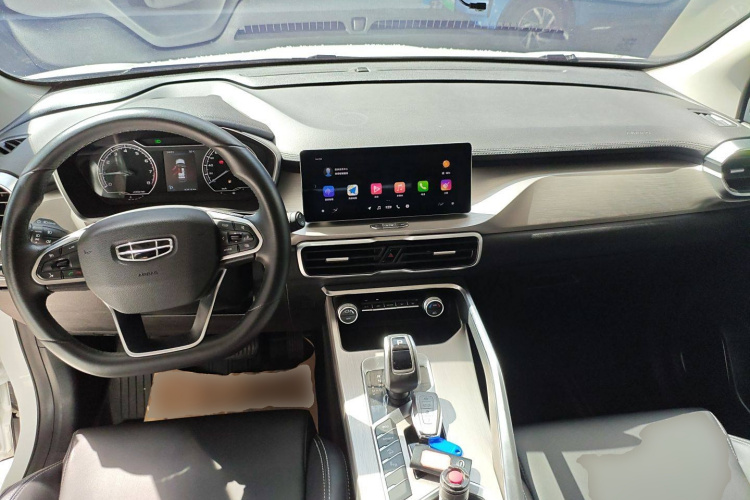 Coolray 2020 immagine di auto #10