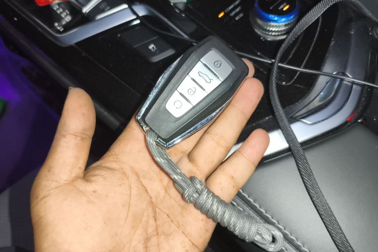 GEELY Ulion New Energy 2021 car image #10