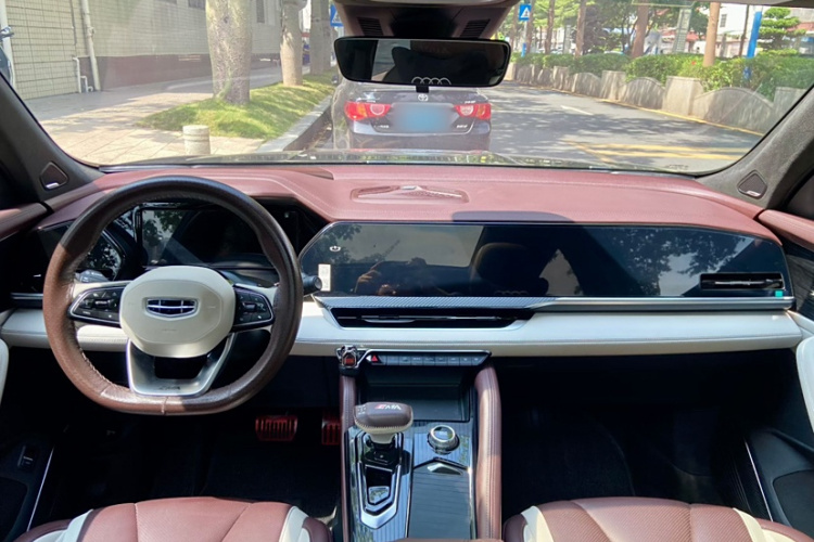 GEELY Tugella 2021 #10 GEELY Tugella 2021 car image #10