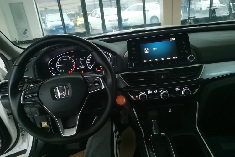 Honda Inspire 2020 car image #10